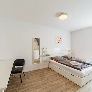 Renoviert Und Modern Apartment Nürnberg