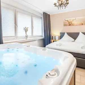 Urban Retreat - Whirpool - Lage Apartment Köln